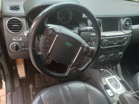 LAND ROVER DISCOVERY 4 3.0 SE 4X4 V6 24V BI-TURBO DIESEL 4P AUTOMÁTICO LAND ROVER DISCOVERY 4 3.0 SE 4X4 V6 24V BI-TURBO DIESEL 4P AUTOMÁTICO